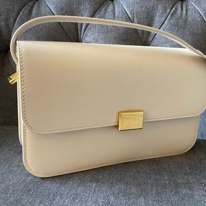 The Curated Classic Bag in Cream like new